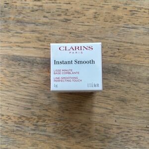 Clarins Instant Smooth NIB